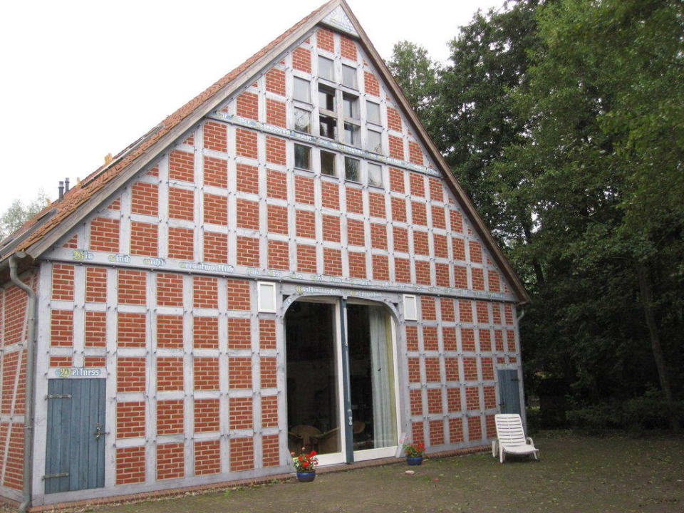 Nebengebäude mit Massage-/Anwendungsräumen Deutsches Kartoffel-Hotel Lübeln