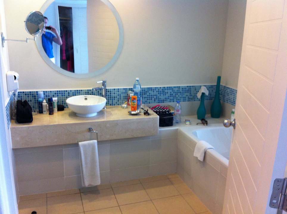 Großes und sauberes Bad Melia Marina Varadero