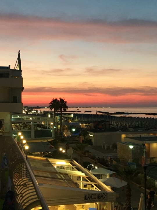 Strand Hotel Beaurivage