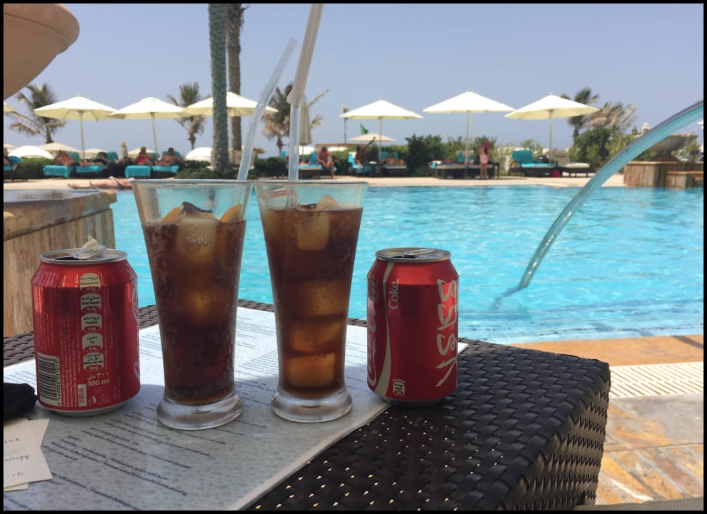 Toller Service an Pool Ajman Saray, a Luxury Collection Resort