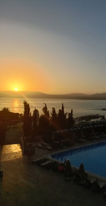 Außenansicht Royal Teos Thermal Resort Clinic & SPA