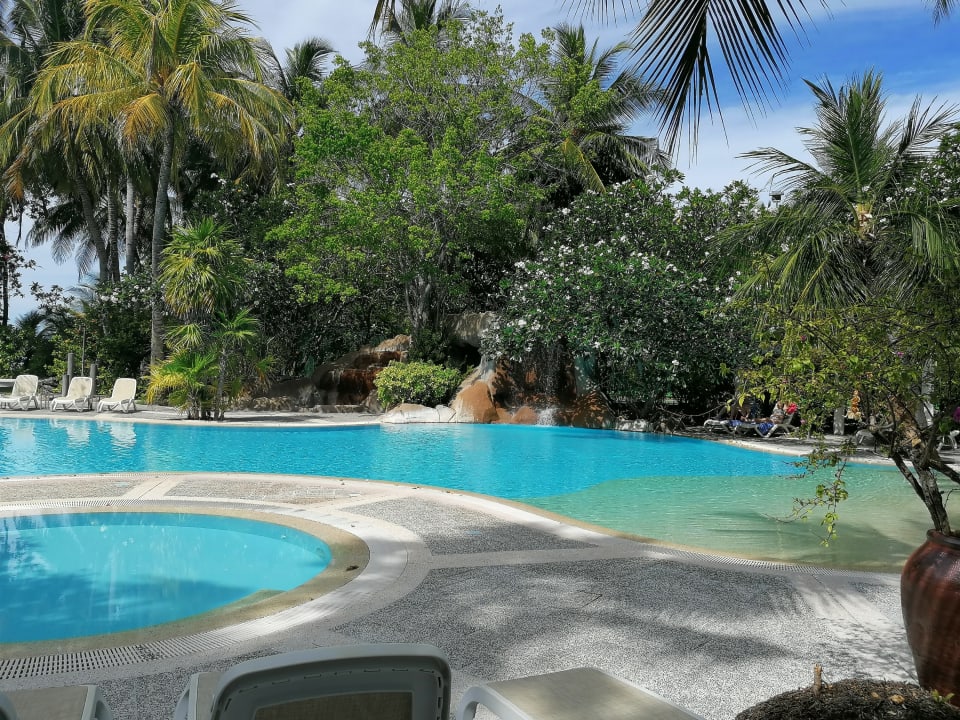 Pool Kuramathi Maldives