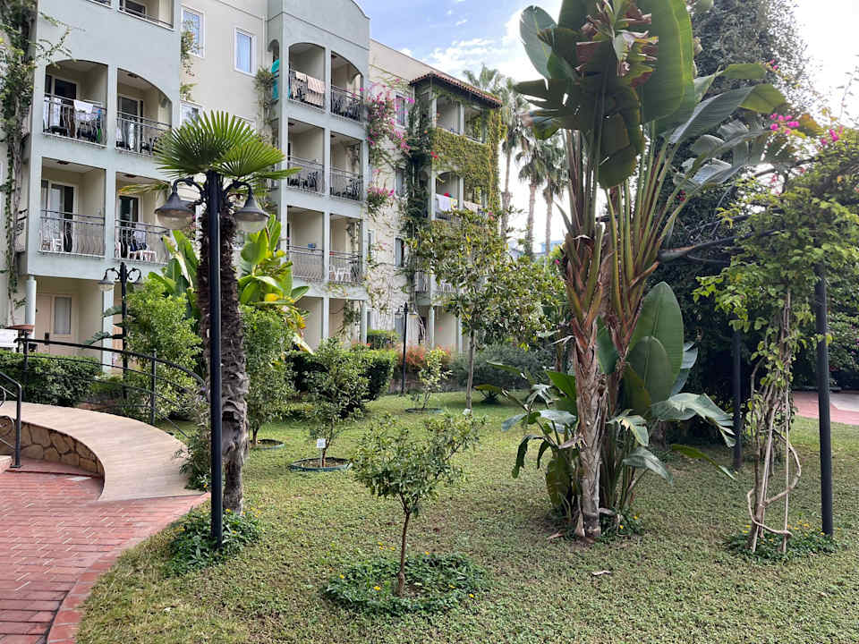 Außenansicht Hotel Gardenia Beach