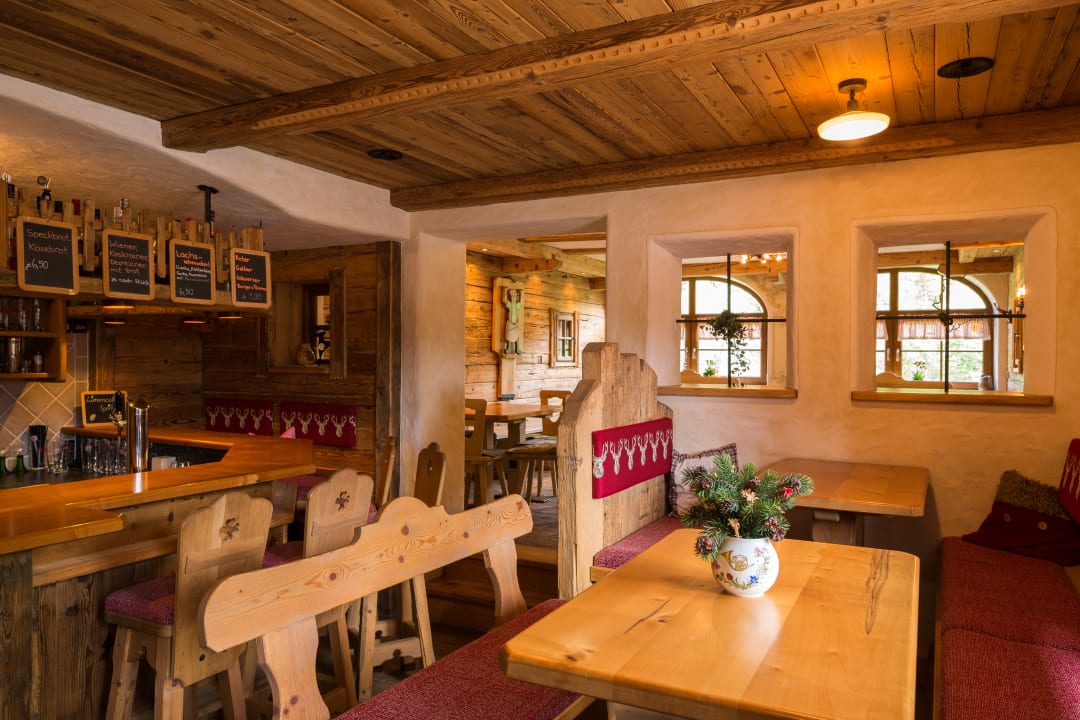 Gastro Pension & Ferienwohnungen Etzerschlössl