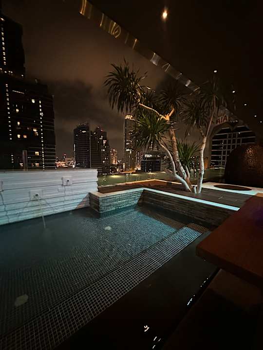 Pool Eastin Grand Hotel Sathorn