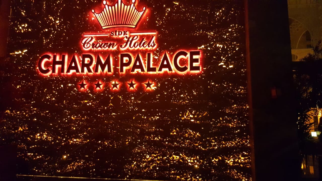 Außenansicht Well Palace Side