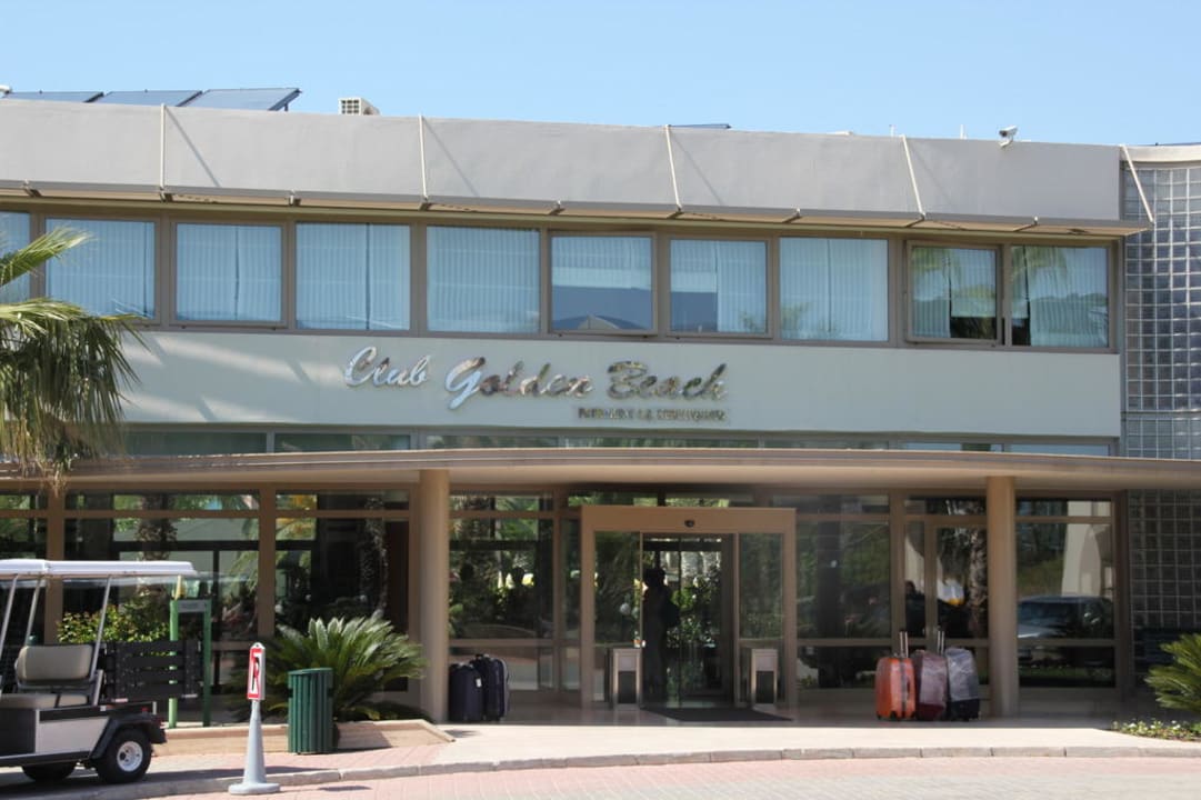 Hoteleingang VONRESORT Golden Beach