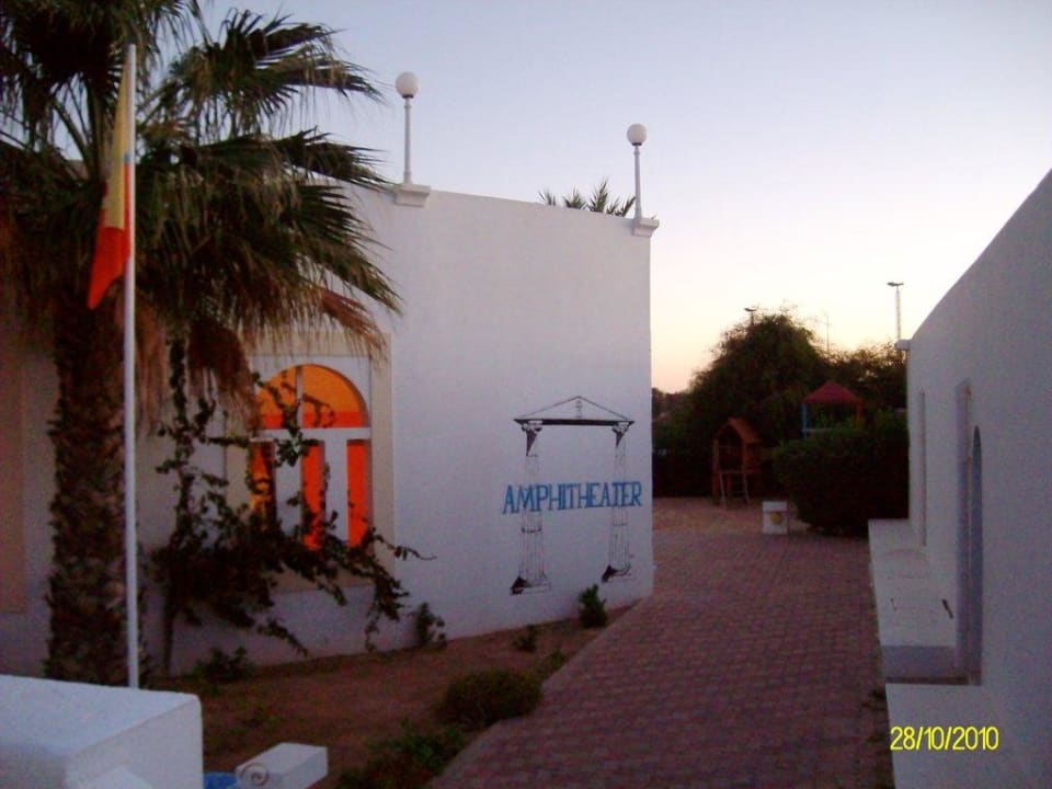 Amphitheater Calimera Yati Beach