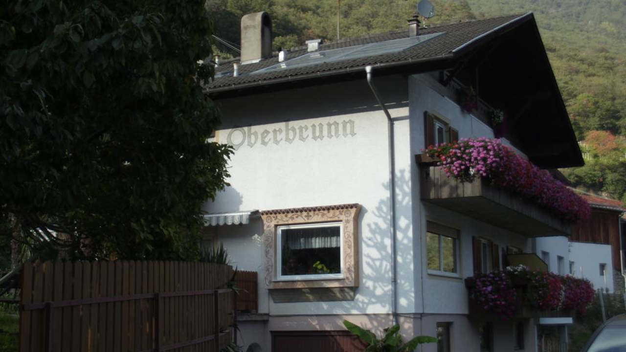 Haus mit Balkon Oberbrunnhof Ferienwohnungen