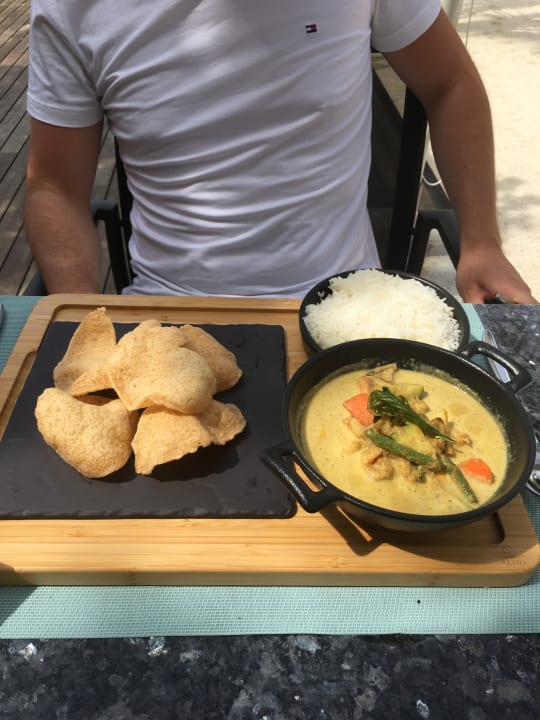 Gastro Outrigger Maldives Maafushivaru Resort