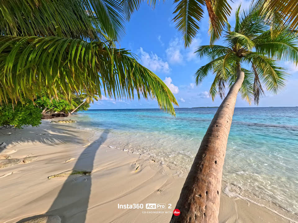 Strand Vilamendhoo Island Resort & Spa