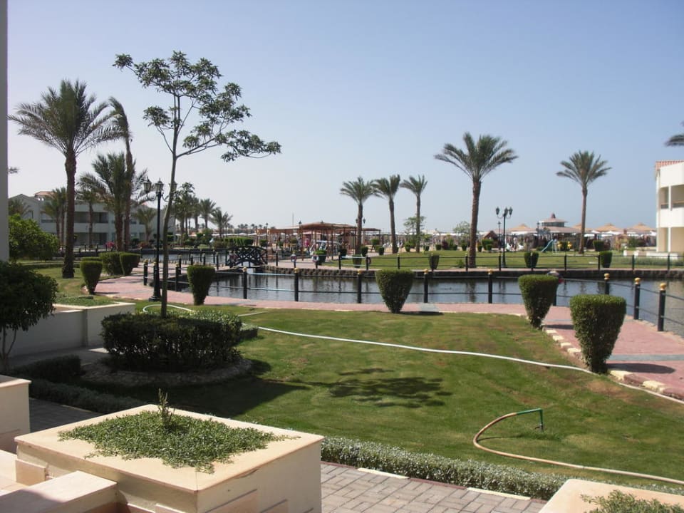 Ausblick von der Zimmerterrasse Pickalbatros Dana Beach Resort - Hurghada