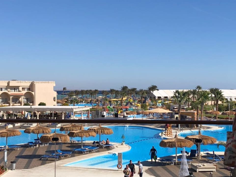 Pool Pickalbatros Royal Moderna Resort-Sharm El Sheikh