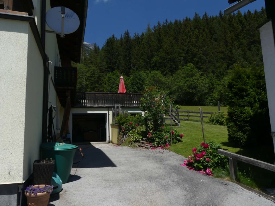 Gartenanlage Pension Haus Maria