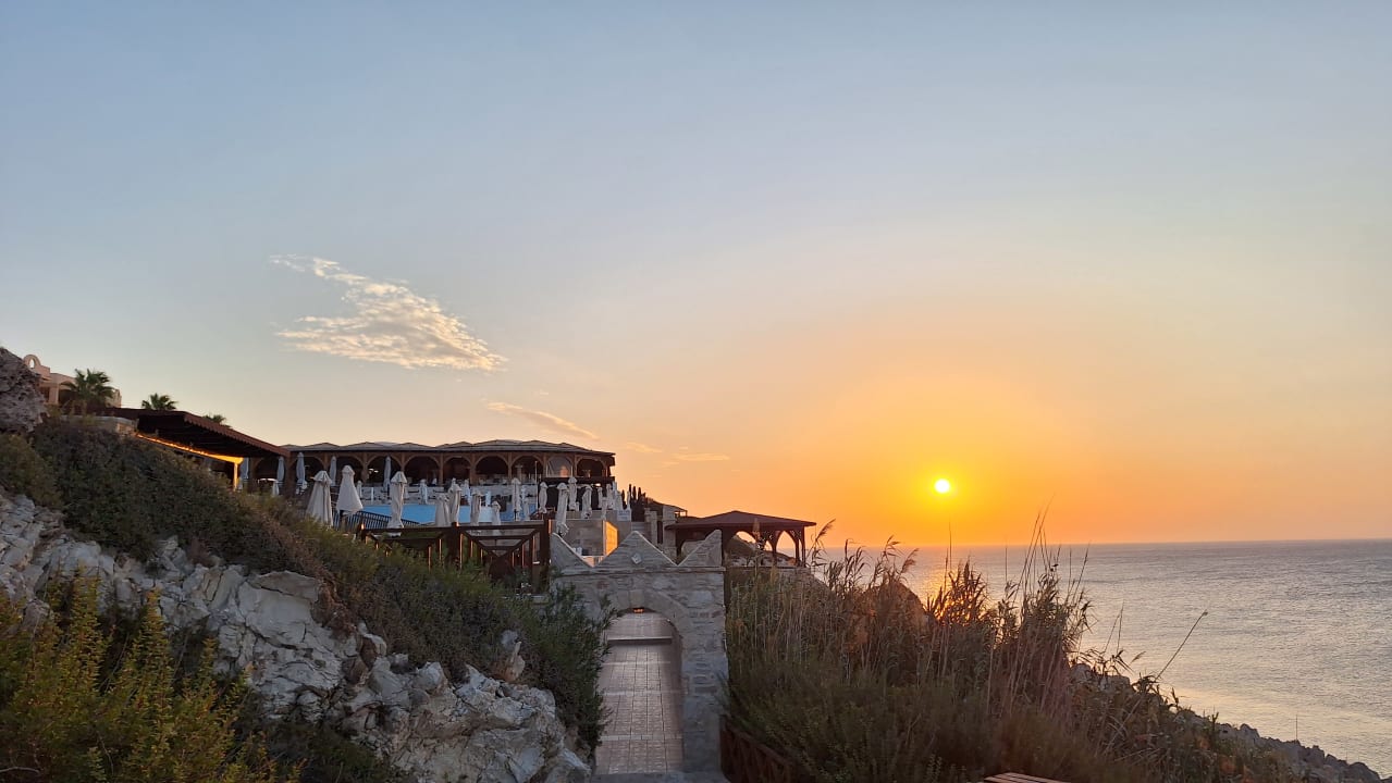 Außenansicht Hotel Kalithea Horizon Royal