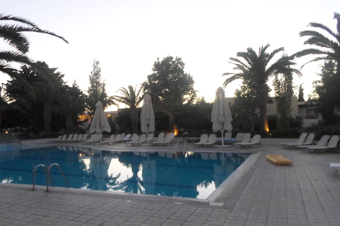 Basen Kipriotis Hippocrates Hotel