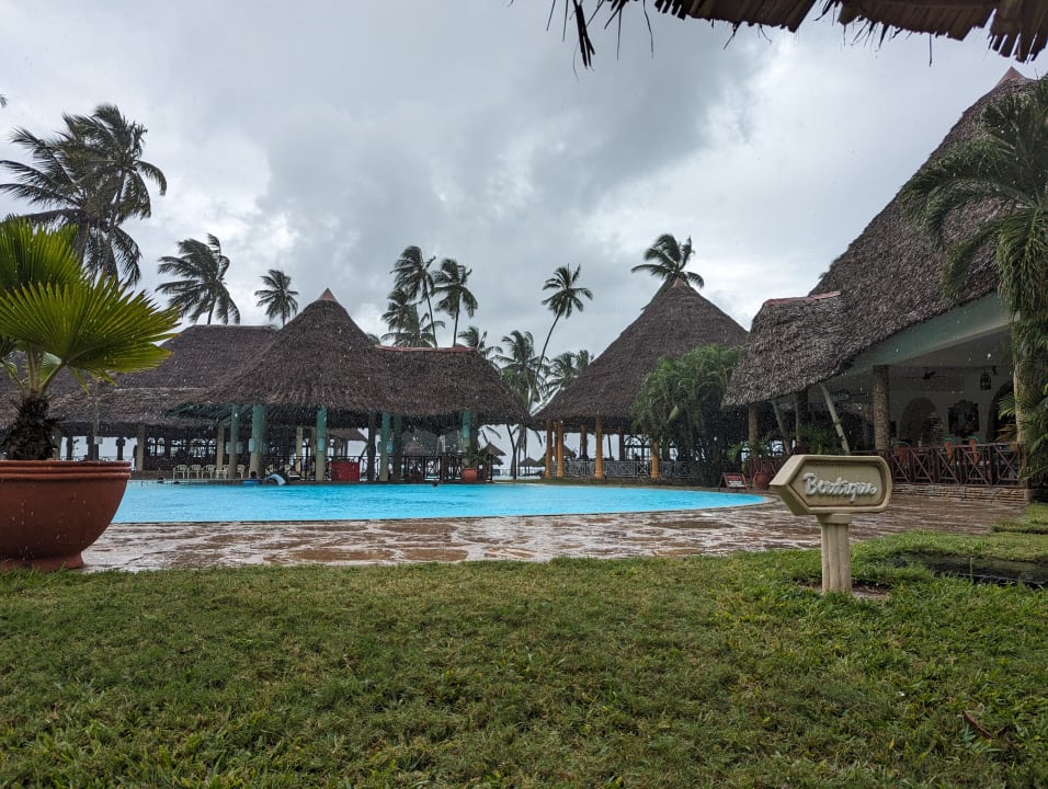 Pool Neptune Paradise Beach Resort & Spa