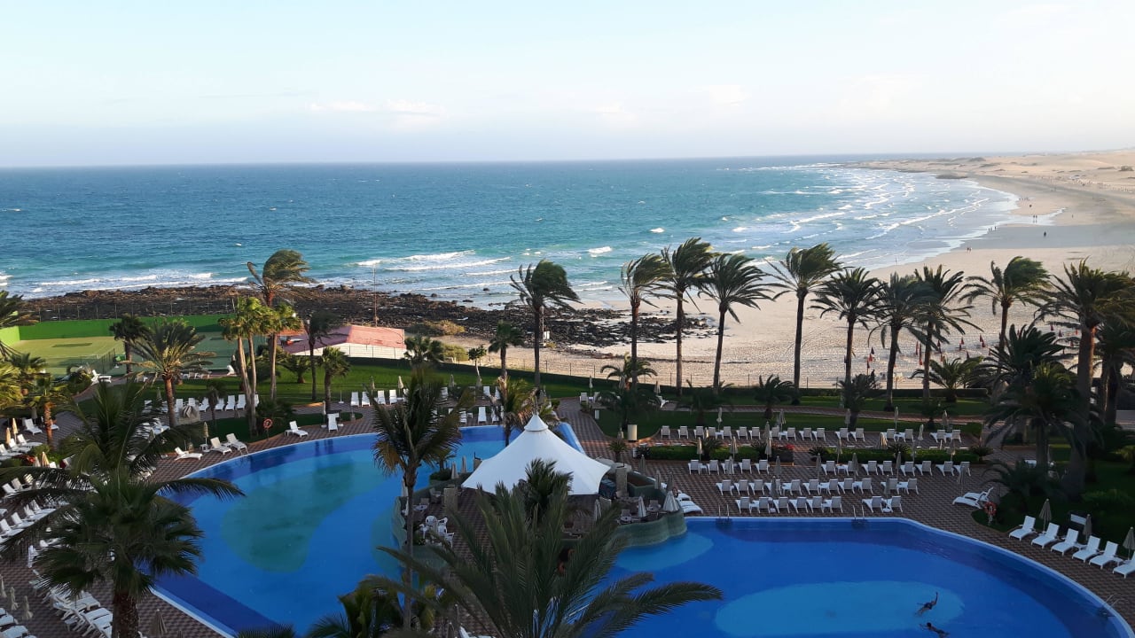 Pool, Strand Hotel Riu Palace Tres Islas