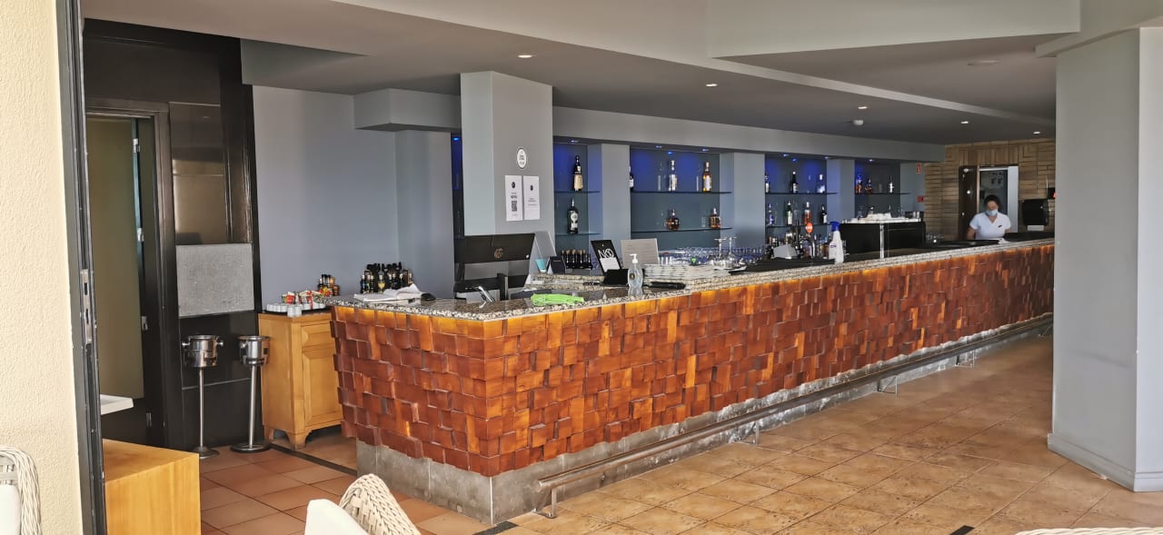 Gastro Calheta Beach