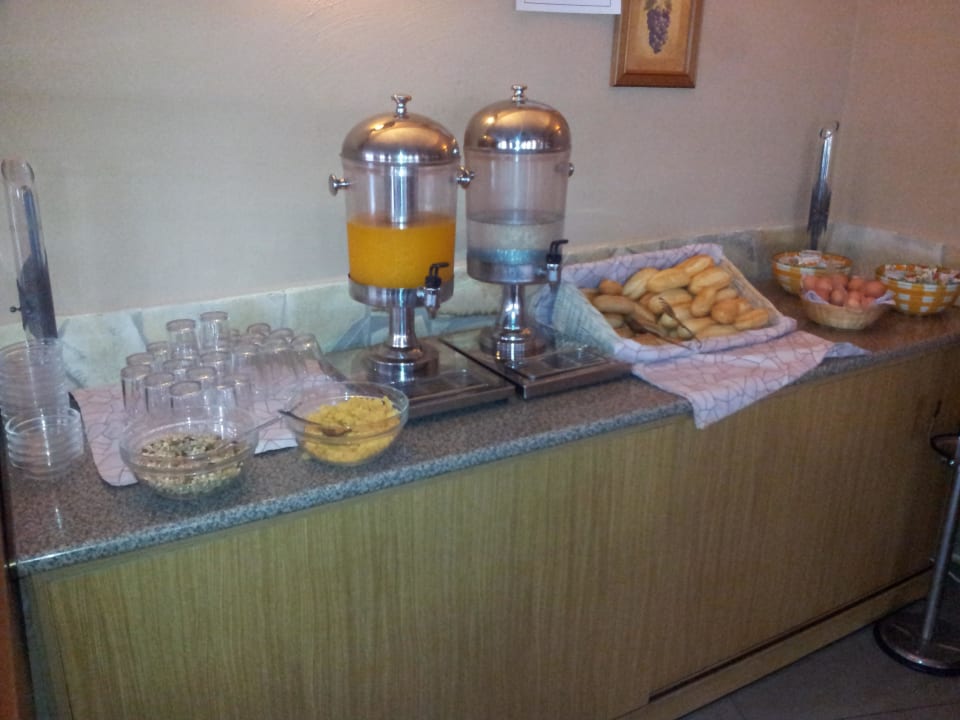 Frühstück Hostel Neptuno
