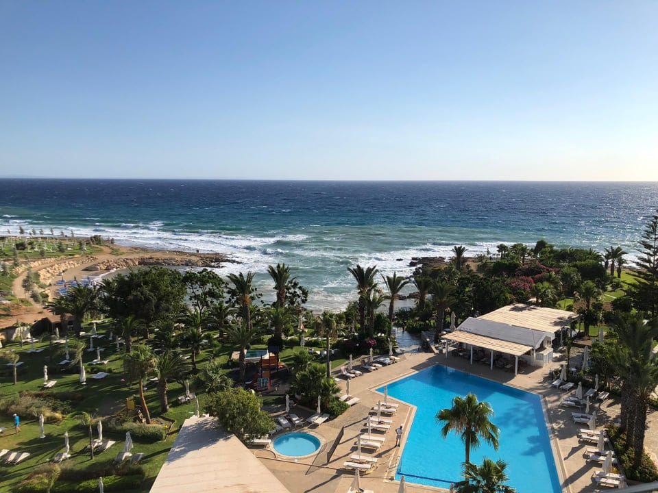 Strand Crystal Springs Beach Hotel