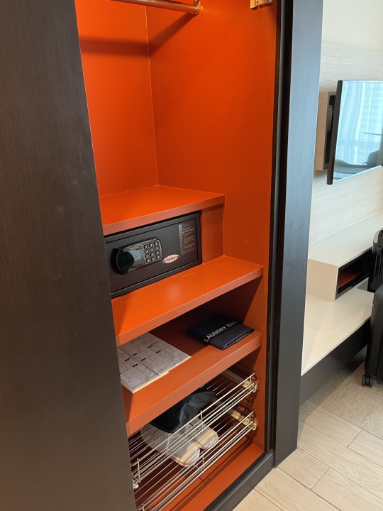 Zimmer Double Tree by Hilton Bangkok Ploenchit