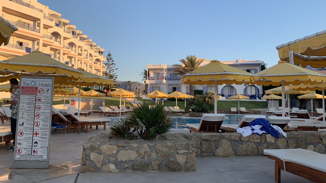 Außenansicht Hotel Serita Beach