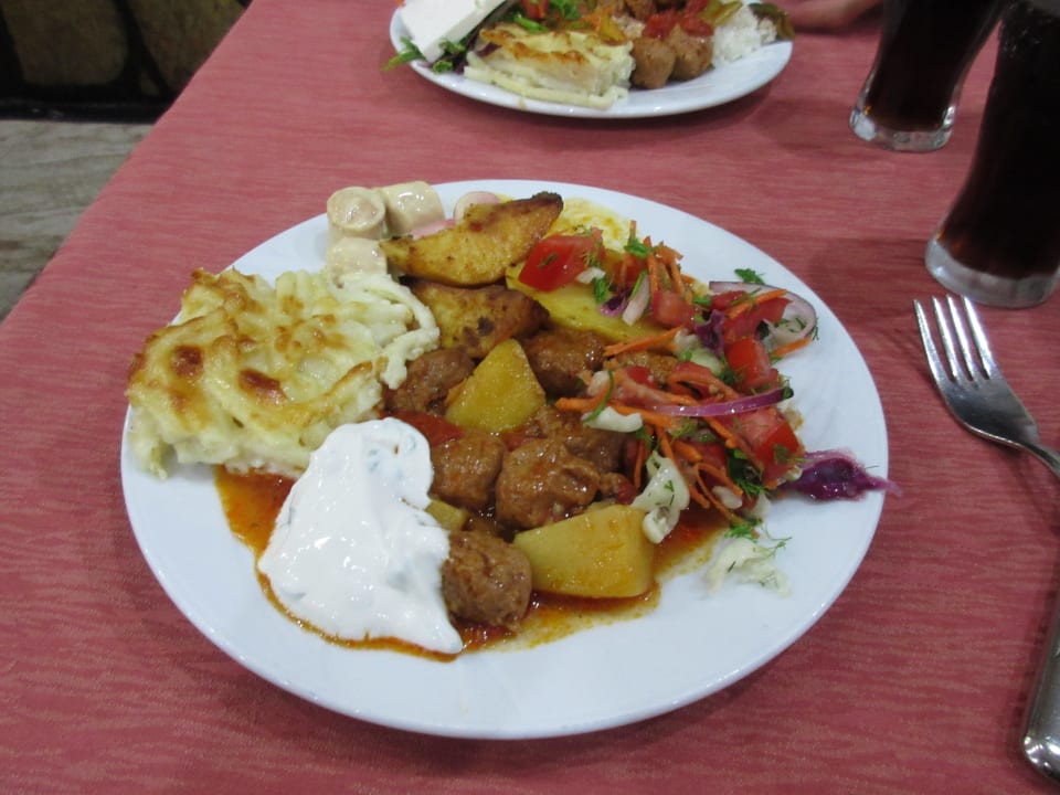 Essen Sayanora Hotel