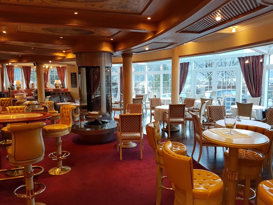 Barbereich Wellnessresort Vier Jahreszeiten