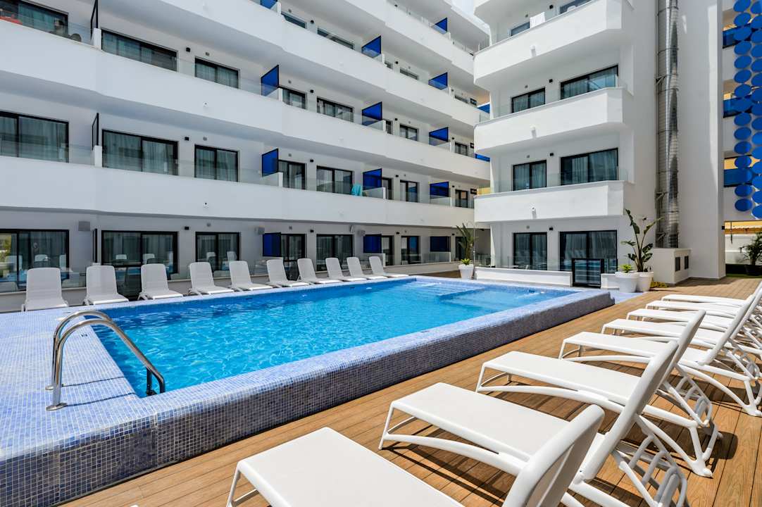 Pool Apartamentos Vibra Jabeque Blue