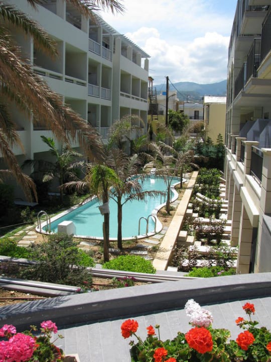 Private Pools für angrenzede Zimmer Pearl Beach