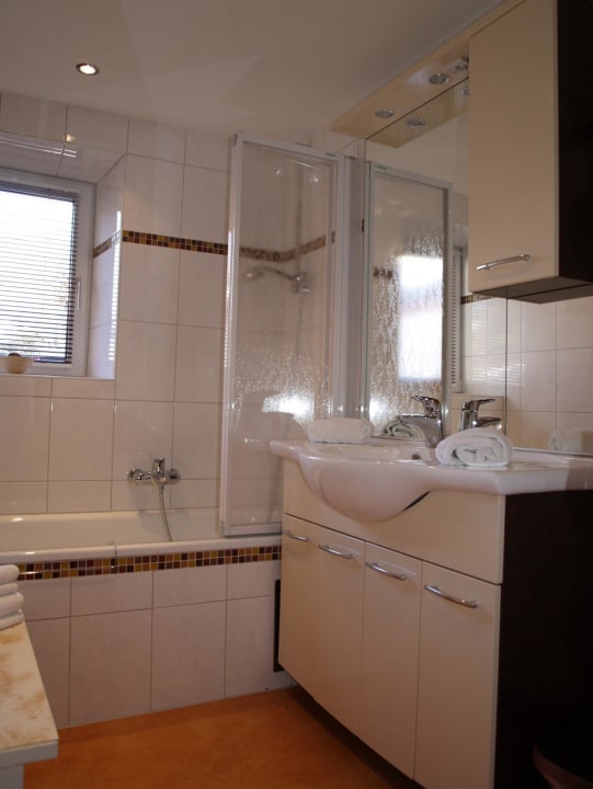 Bad Erdgeschoss Ferienhaus Simonegg