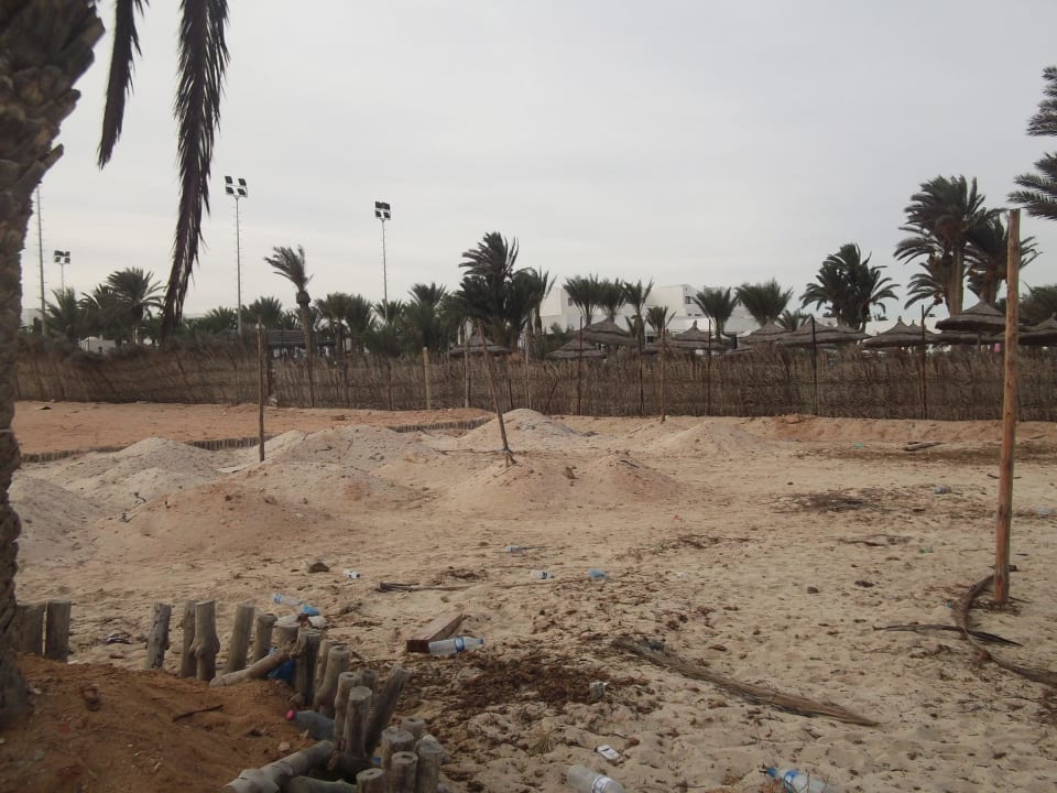 Nachbarstrand der Hotelruine Club Palm Azur