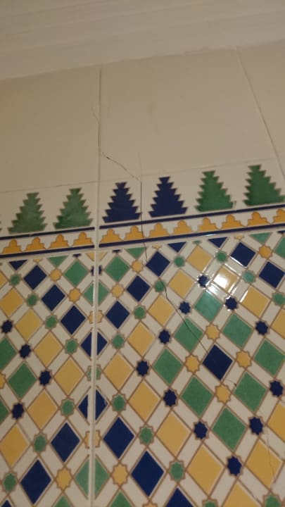 Kaputte Fliesen Hotel El Mouradi Djerba Menzel