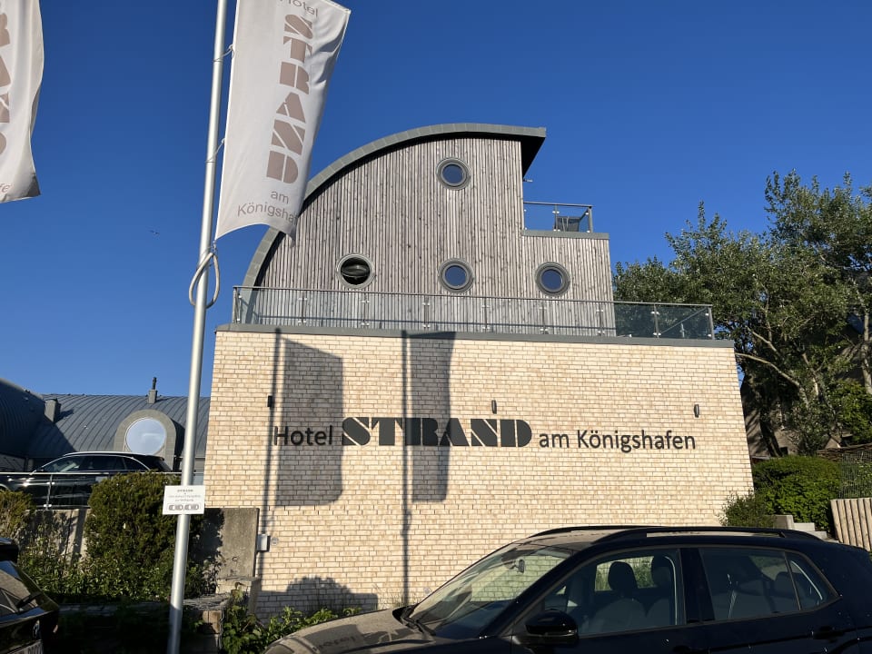 Außenansicht Hotel Strand am Königshafen