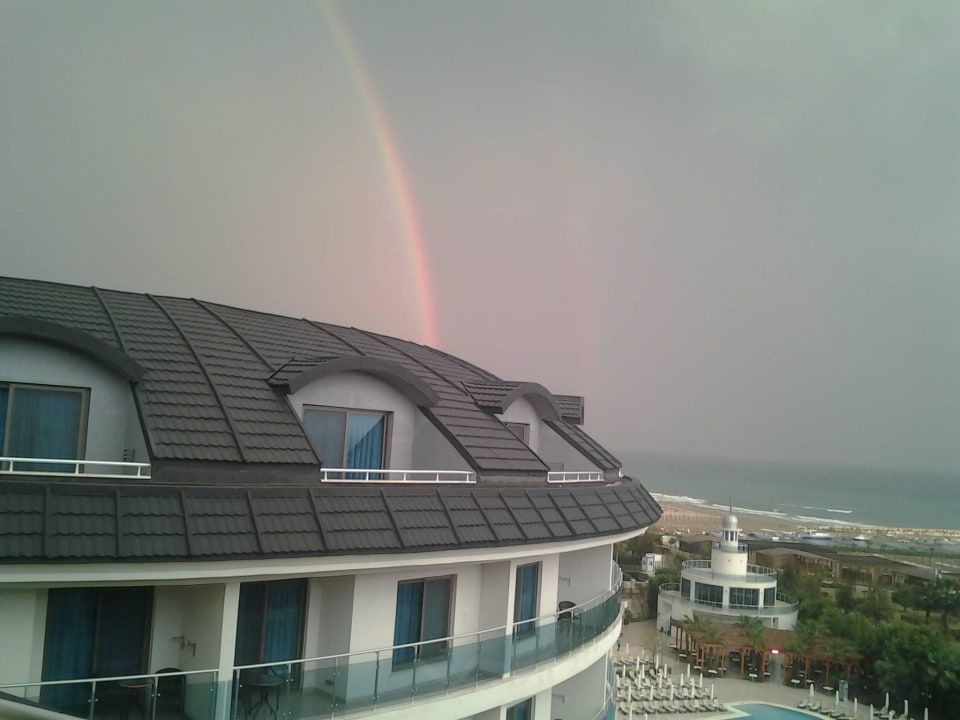 Nach dem Regenguss Commodore Elite Suites & Spa - Adults only