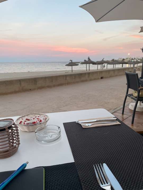 Strand Hotel Club S'Illot