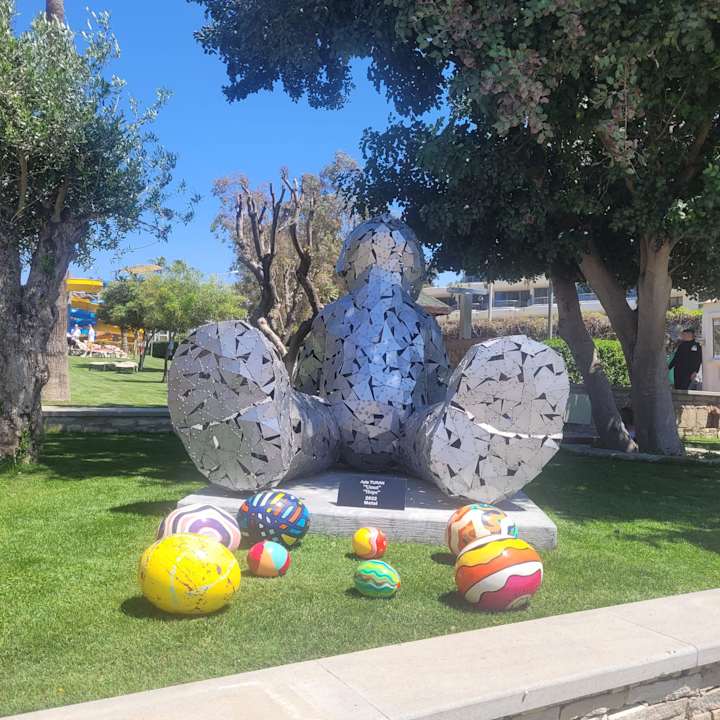 Strand Arum Barut Collection
