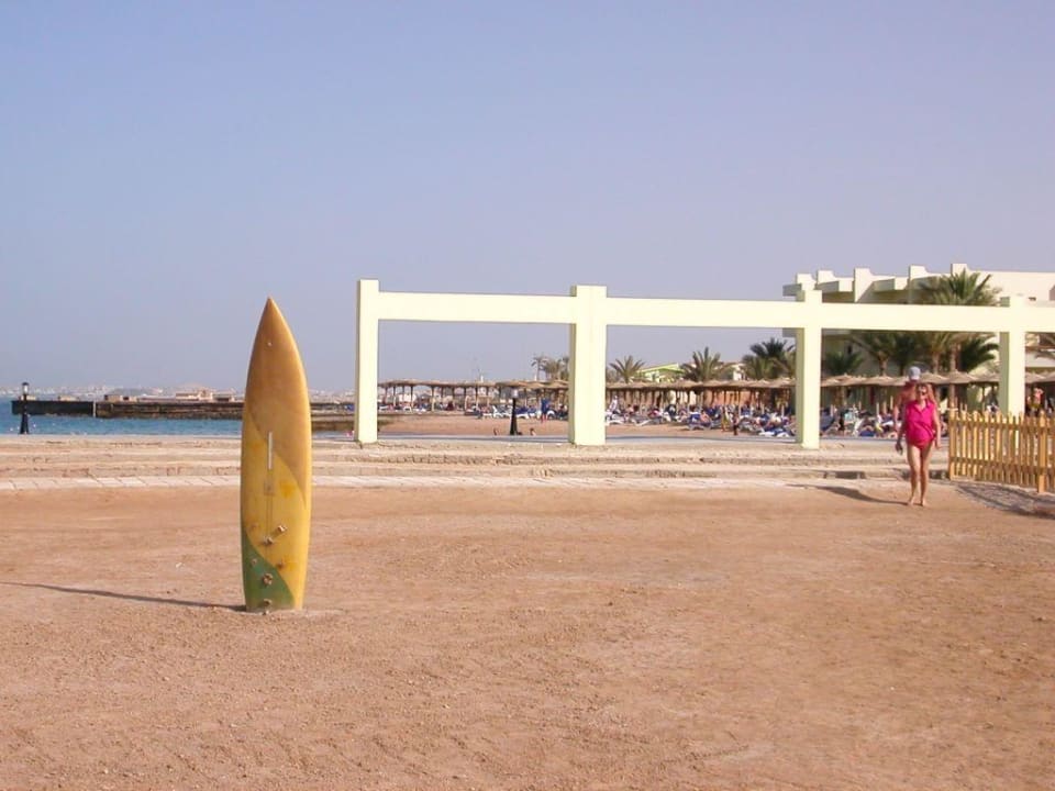Strand Palm Beach Resort