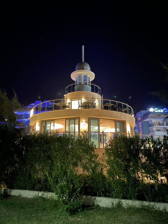 Gartenanlage Commodore Elite Suites & Spa - Adults only