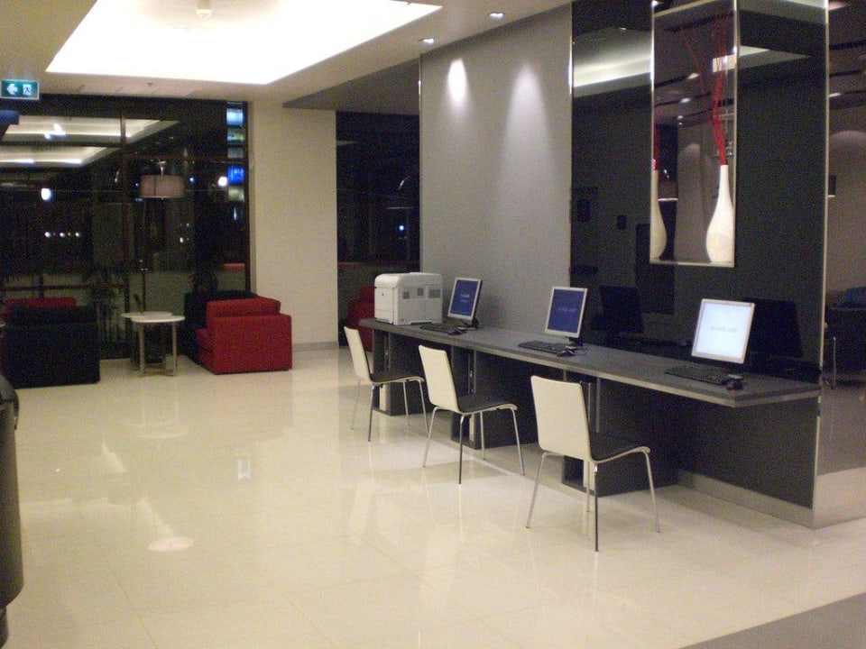 PC Ibis Bangkok Sukhumvit 4 - SHA Extra Plus