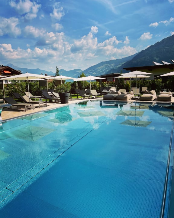 Pool Platzlhof - Mein Hotel im Zillertal