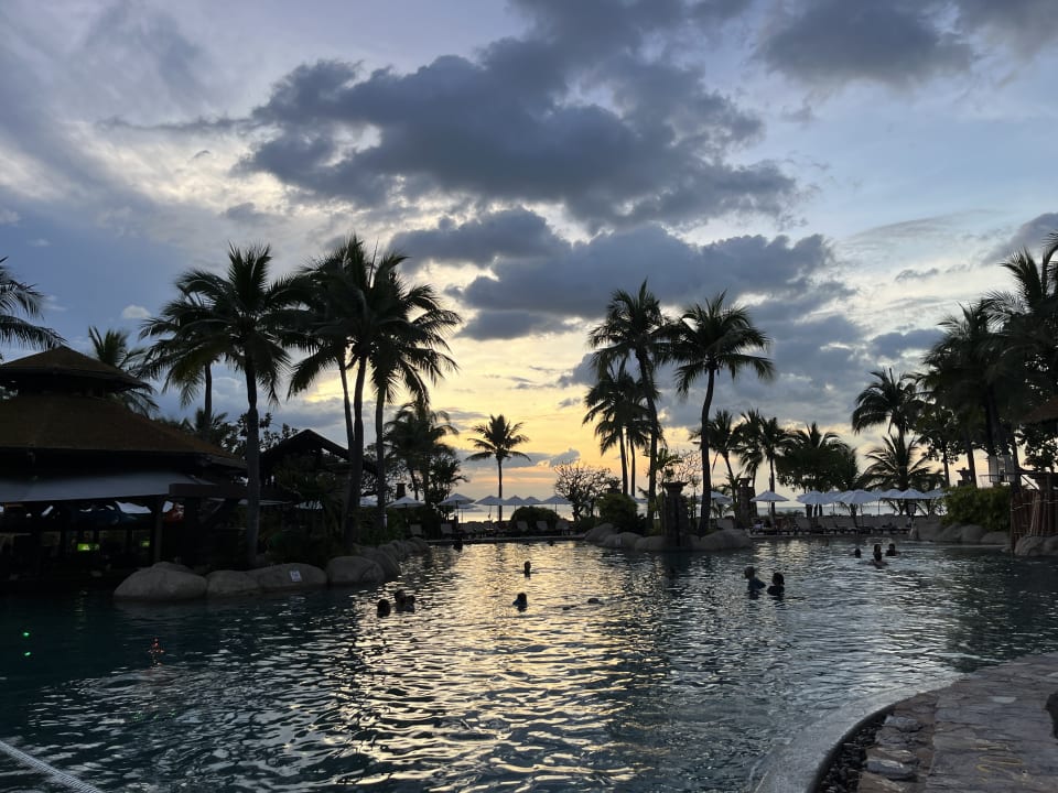 Pool Centara Grand Mirage Beach Resort Pattaya