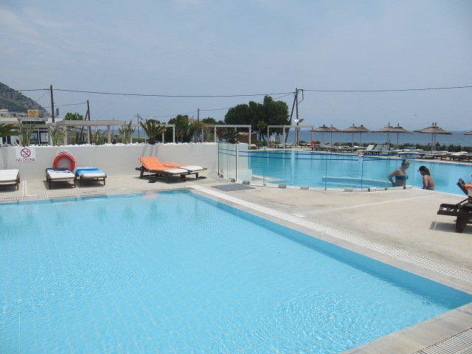 Basen Akti Palace Resort & Spa