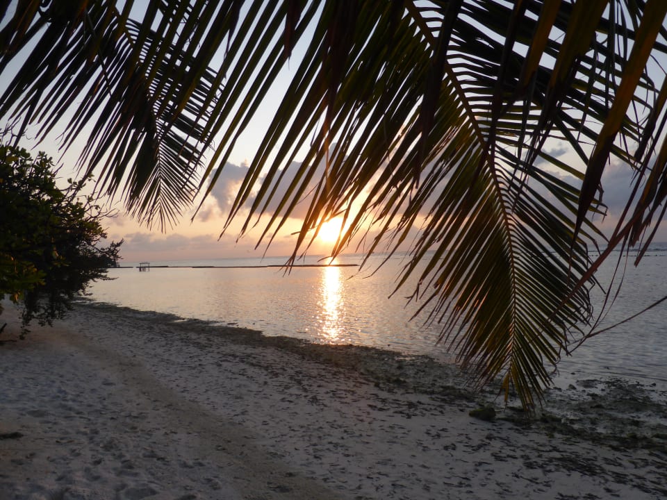 Strand Kuredu Island Resort & Spa