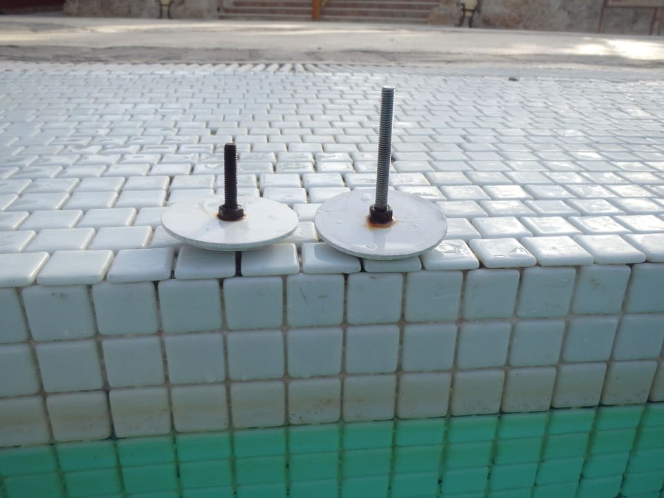 Lag am poolboden Grand Makadi