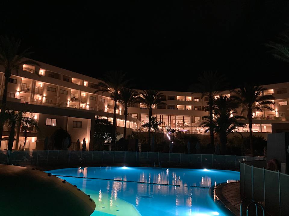 Pool Iberostar Waves Gaviotas Park