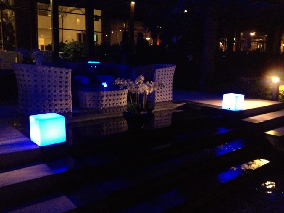 Abends als Lounge zum Strand Rixos The Palm Hotel & Suites