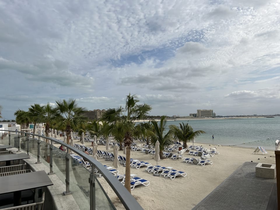 Strand Hampton by Hilton Marjan Island