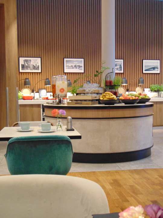 Gastro Radisson RED, Oslo Airport